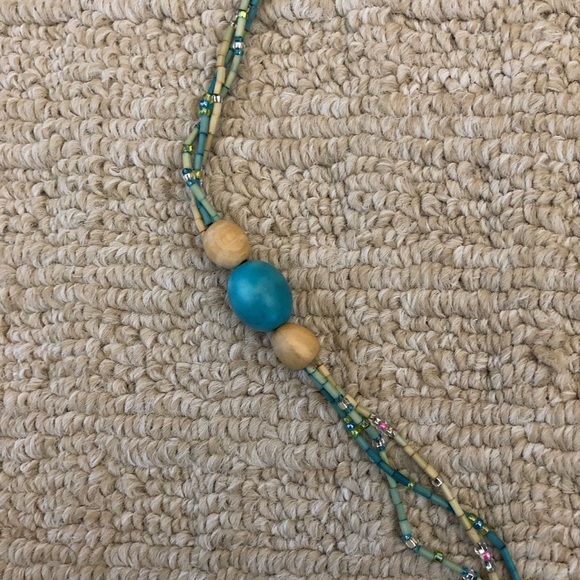 Boho beige & turquoise wood bead pullover necklace - Picture 2 of 7
